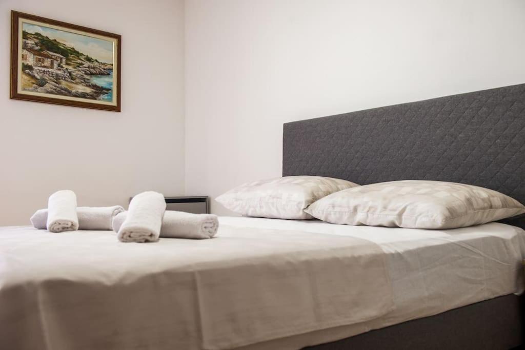 Apartment Faith Spalato Esterno foto